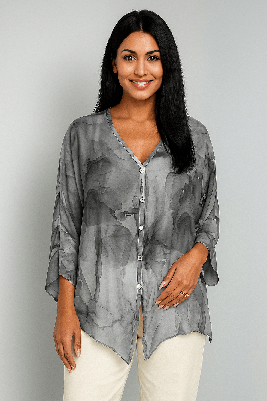 Blouse met V - hals, kleurrijke aquarelprint, vlindermouwen - Zovora
